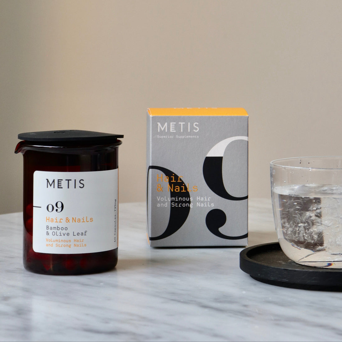 Metis Hair & Nails 09